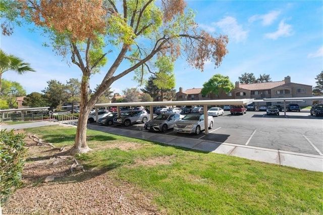221 Mission Catalina Lane 102, Las Vegas, NV 89107