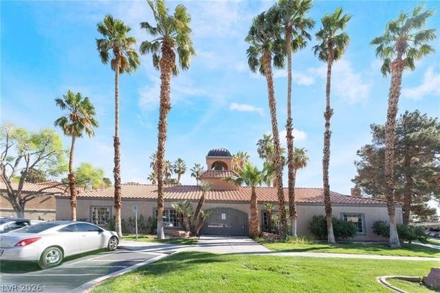 221 Mission Catalina Lane 102, Las Vegas, NV 89107