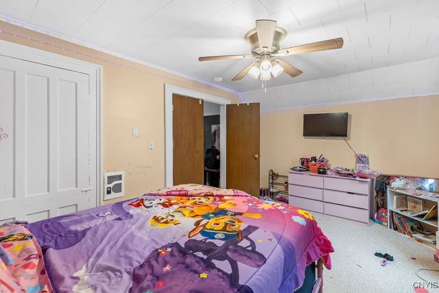 1318 Oak Street, Syracuse, NY 13203