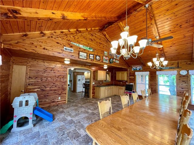 9825 Highway 74, Huntsville, AR 72740
