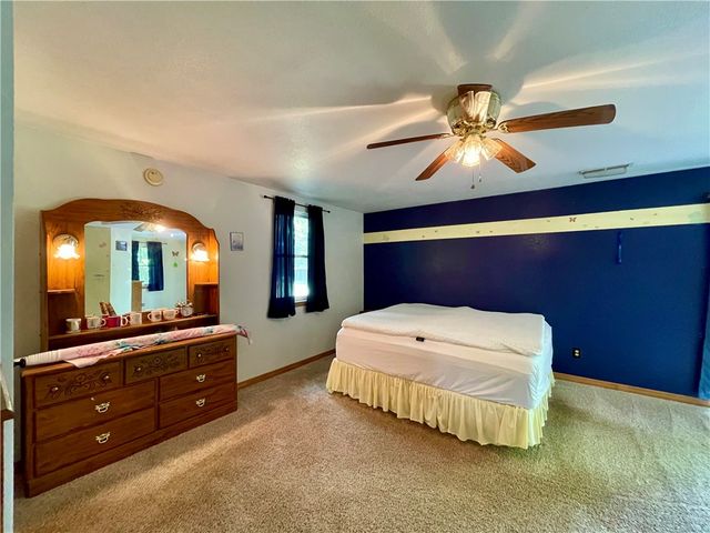 9825 Highway 74, Huntsville, AR 72740
