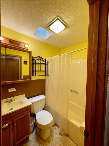 9825 Highway 74, Huntsville, AR 72740