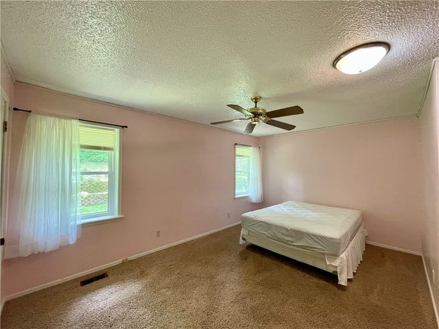 9825 Highway 74, Huntsville, AR 72740