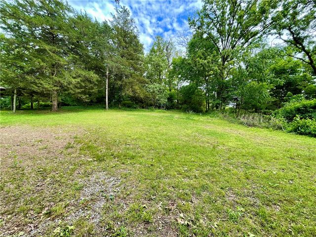 9825 Highway 74, Huntsville, AR 72740