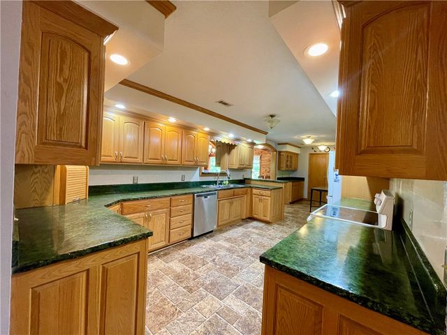 9825 Highway 74, Huntsville, AR 72740