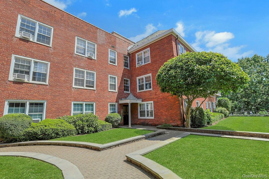 1815 Palmer Avenue 3X, Larchmont, NY 10538 — exterior
