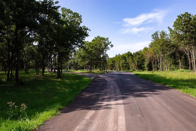 9532 Creek View Road, Guthrie, OK 73044