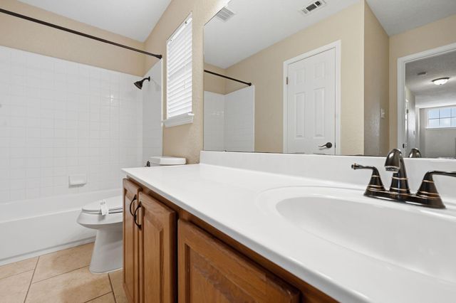 105 Paige BND, Hutto, TX 78634