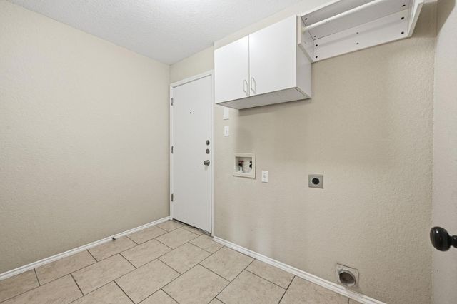 105 Paige BND, Hutto, TX 78634