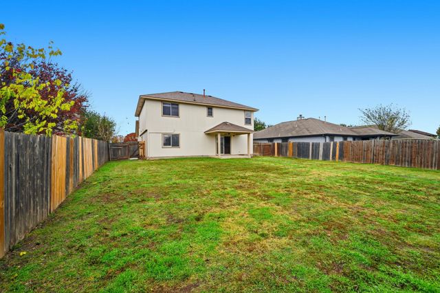 105 Paige BND, Hutto, TX 78634