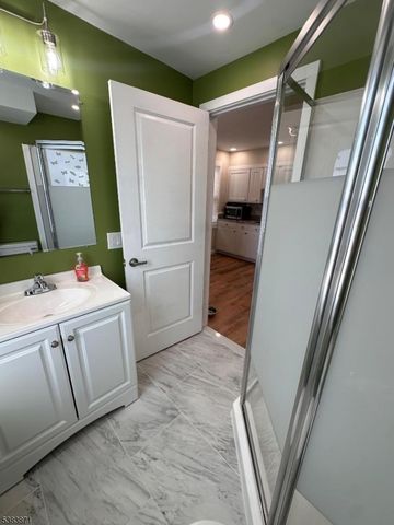 240 Chambers St, Phillipsburg Town, NJ 08865