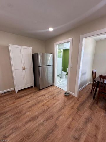 240 Chambers St, Phillipsburg Town, NJ 08865