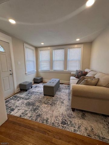 240 Chambers St, Phillipsburg Town, NJ 08865