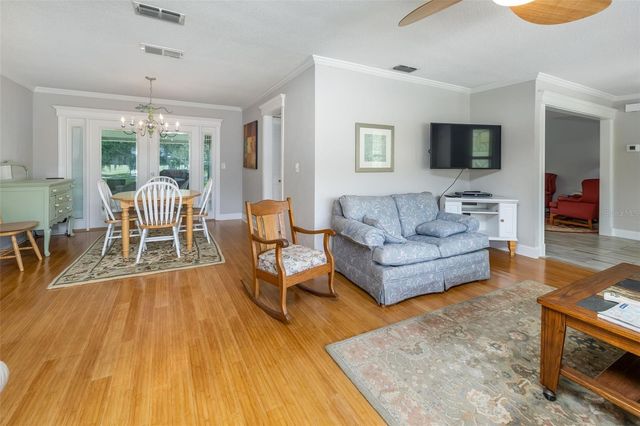 8 COURTNEY PLACE, Palm Coast, FL 32137