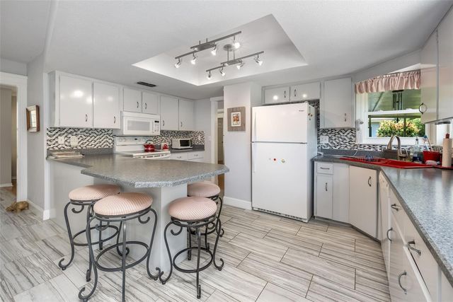 8 COURTNEY PLACE, Palm Coast, FL 32137