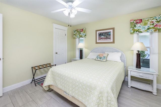 8 COURTNEY PLACE, Palm Coast, FL 32137