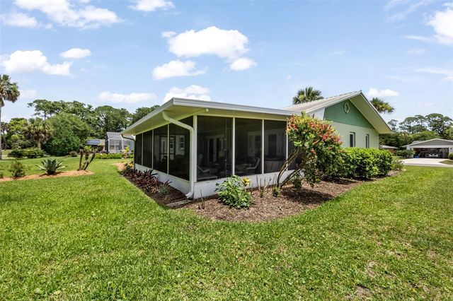 8 COURTNEY PLACE, Palm Coast, FL 32137