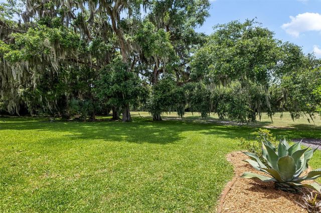 8 COURTNEY PLACE, Palm Coast, FL 32137