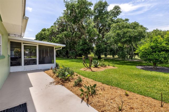 8 COURTNEY PLACE, Palm Coast, FL 32137