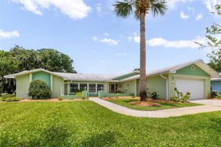 8 COURTNEY PLACE, Palm Coast, FL 32137