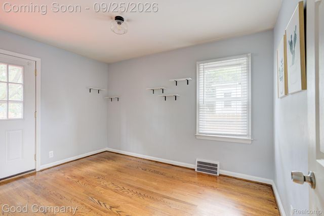 1417 Albany Street, Ferndale, MI 48220