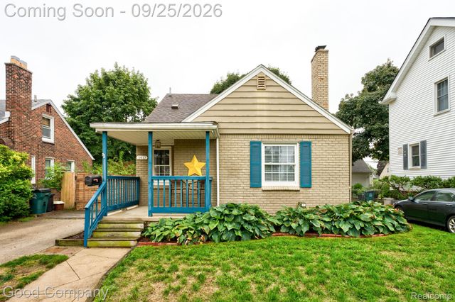 1417 Albany Street, Ferndale, MI 48220