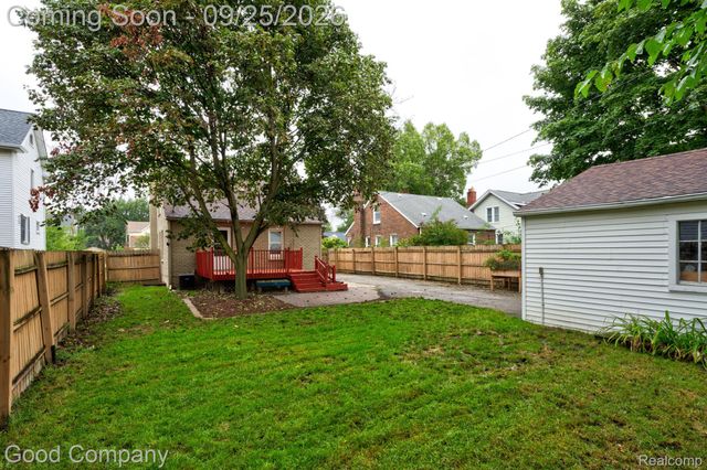 1417 Albany Street, Ferndale, MI 48220