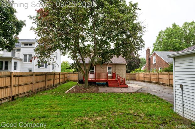 1417 Albany Street, Ferndale, MI 48220