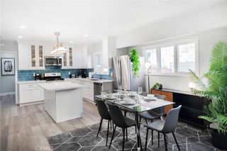 501 E Washington Avenue, Santa Ana, CA 92701