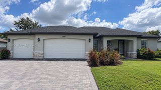 1409 SW 19th PL, Cape Coral, FL 33991