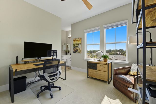 8567 Zinfandel Pkwy, Plymouth, CA 95669