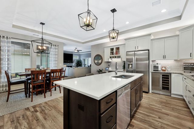 724 E Park Place, Andover, KS 67002