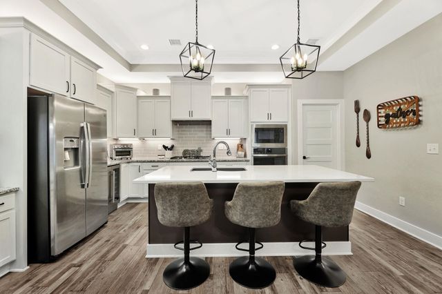 724 E Park Place, Andover, KS 67002