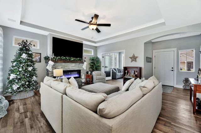 724 E Park Place, Andover, KS 67002