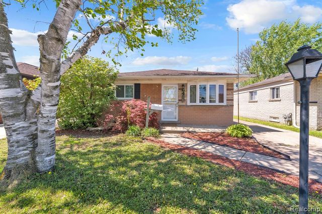 6499 Mayburn Street, Dearborn Heights, MI 48127