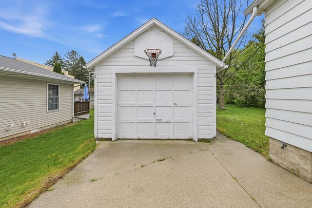 329 Schwartz STREET, Plymouth, WI 53073