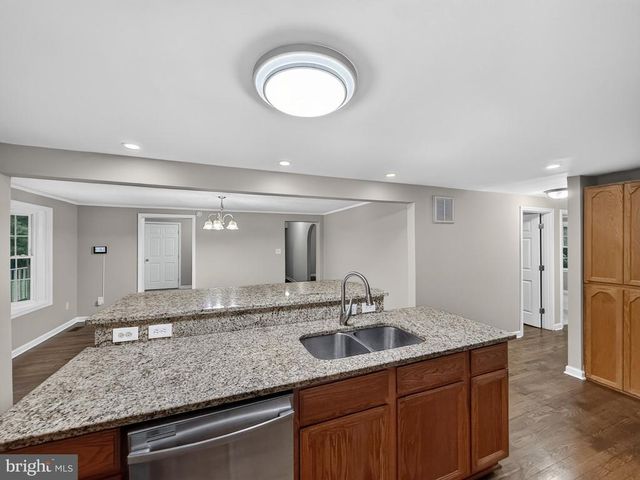 6117 TOWLES MILL RD, Spotsylvania, VA 22551