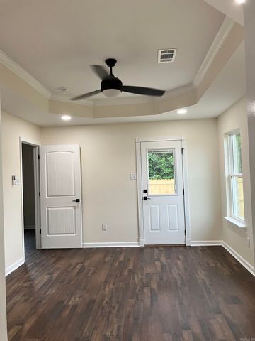 109 E florida Street, Beebe, AR 72012