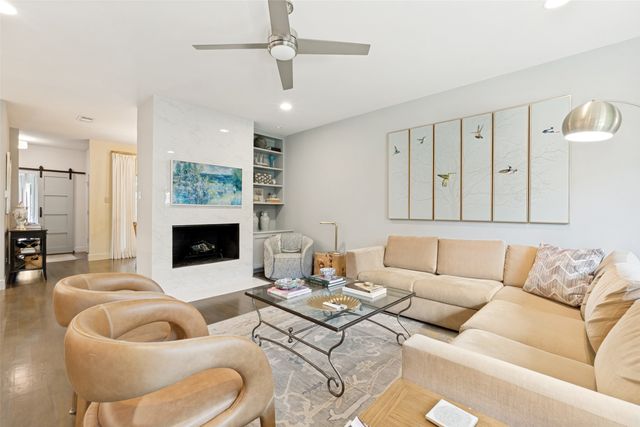 7043 Inwood Road, Dallas, TX 75209