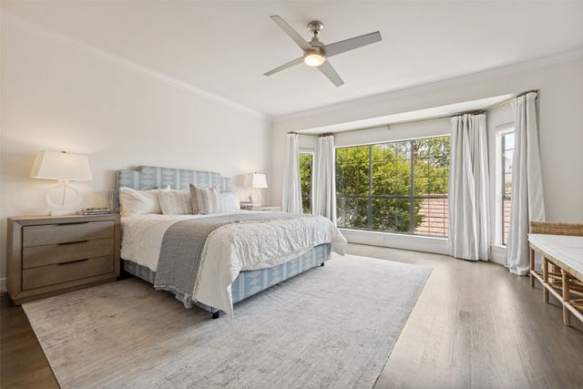 7043 Inwood Road, Dallas, TX 75209