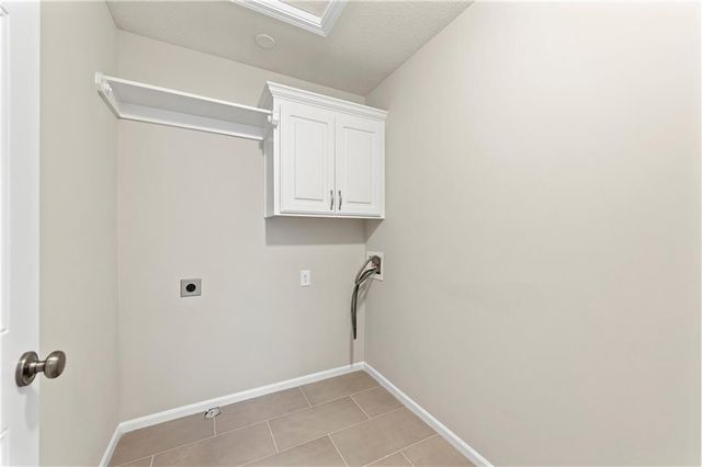 10118 Miller Lane, Kansas City, KS 66109