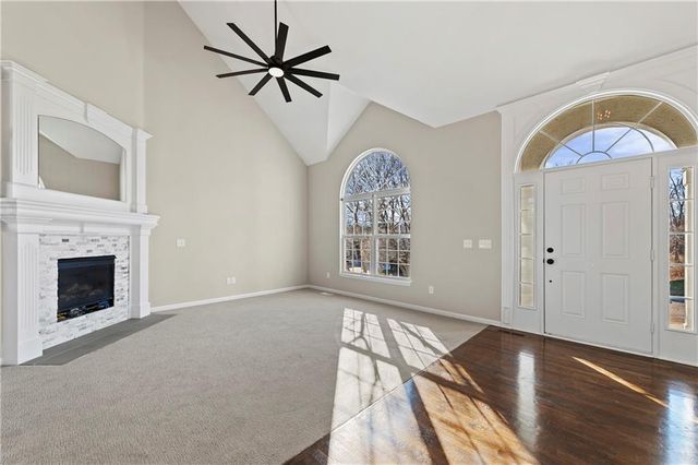 10118 Miller Lane, Kansas City, KS 66109