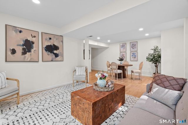 17 Ireland Drive, Coventry, CT 06238