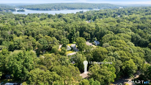 17 Ireland Drive, Coventry, CT 06238