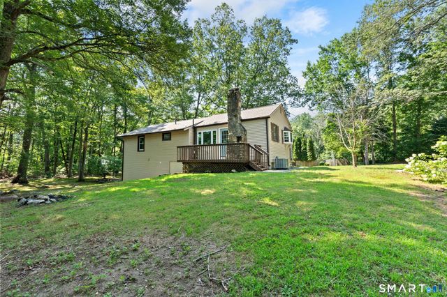 17 Ireland Drive, Coventry, CT 06238