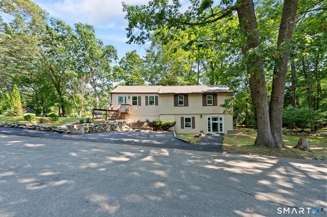17 Ireland Drive, Coventry, CT 06238