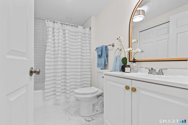 17 Ireland Drive, Coventry, CT 06238