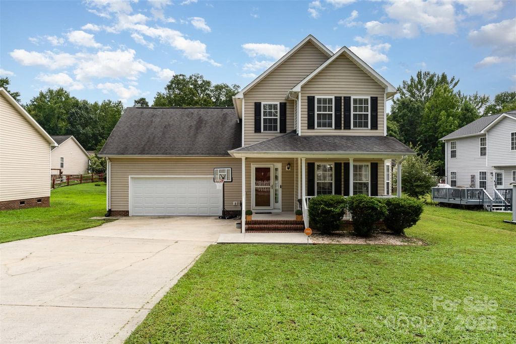 2040 Brantley Creek Drive, Kannapolis, NC 28083