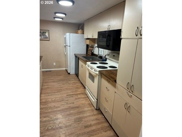 829 Se 9TH St, Pendleton, OR 97801