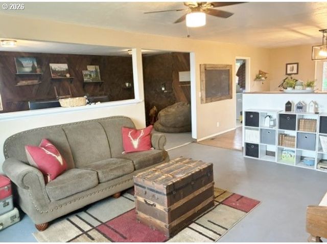 829 Se 9TH St, Pendleton, OR 97801